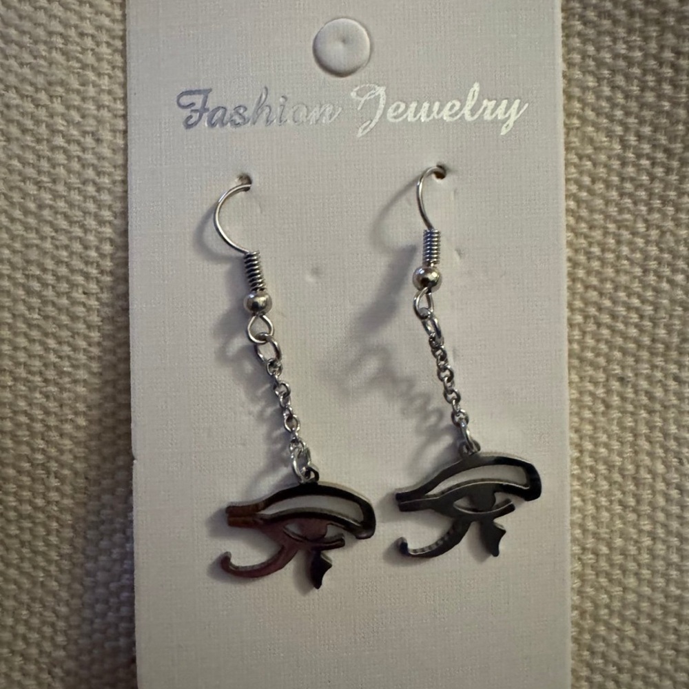 Women’s All Seeing Eye Earrings NWOT Silver